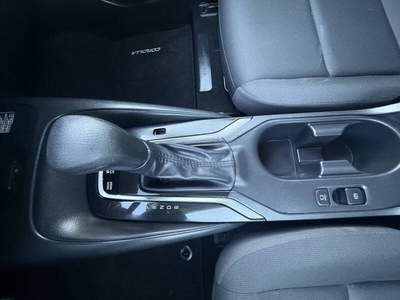 2025 Toyota Corolla Hybrid LE