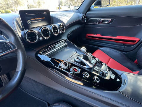 2017 Mercedes-Benz AMG GT