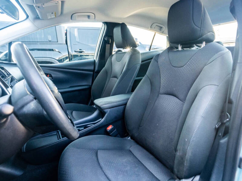 2020 Toyota Prius LE AWD-e