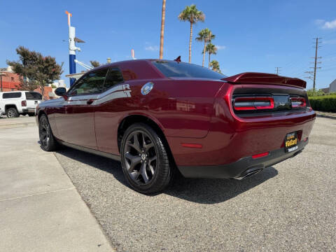 2018 Dodge Challenger R/T Plus