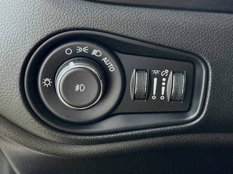 2021 Jeep Renegade Islander