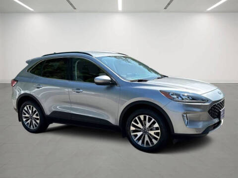 2022 Ford Escape Titanium