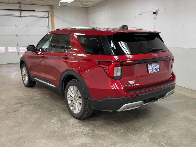 2025 Ford Explorer Platinum