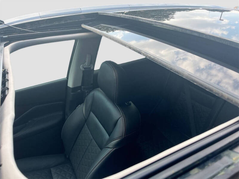 2023 Nissan Murano Platinum