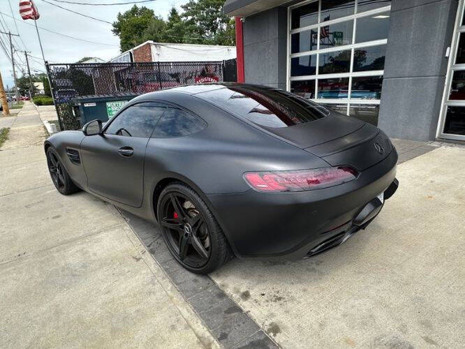 2017 Mercedes-Benz AMG GT