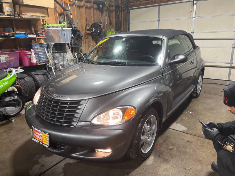 2005 Chrysler PT Cruiser for sale at RON'S AUTO SALES INC in Cicero IL