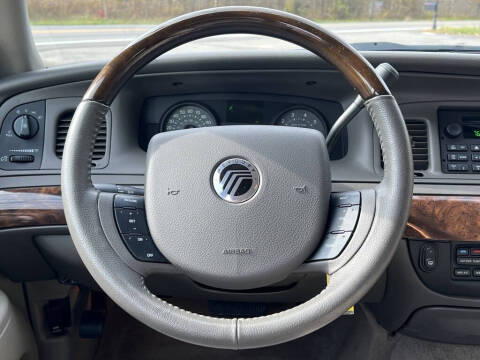 2010 Mercury Grand Marquis LS