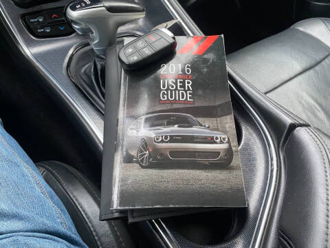 2016 Dodge Challenger SXT