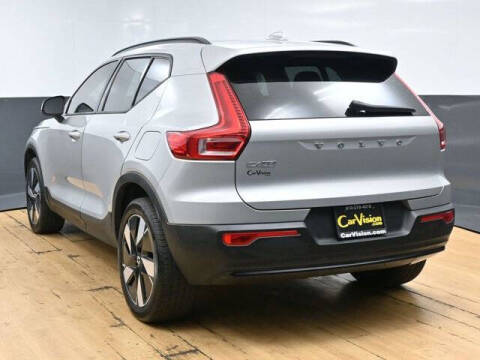 2025 Volvo EX40 Twin Core