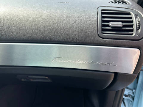 2003 Ford Thunderbird