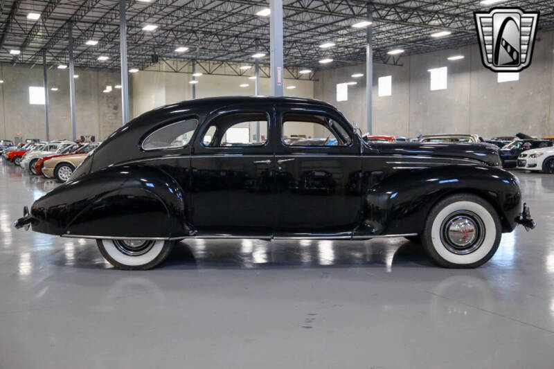 1939 Lincoln Zephyr