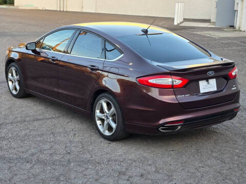 2013 Ford Fusion SE
