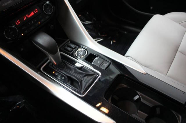 2024 Mitsubishi Eclipse Cross SEL