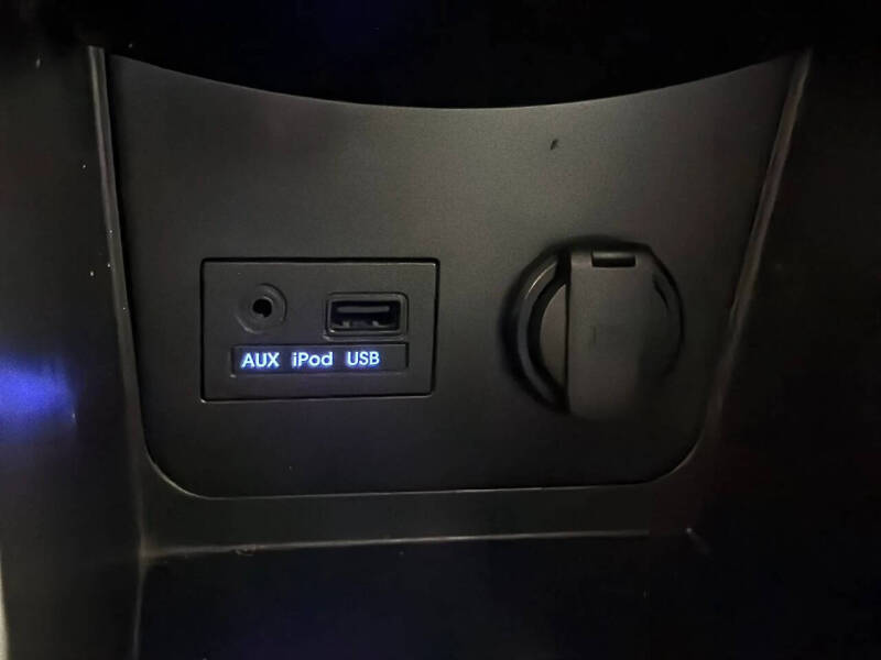 2012 Hyundai Accent SE