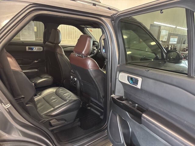 2021 Ford Explorer Platinum