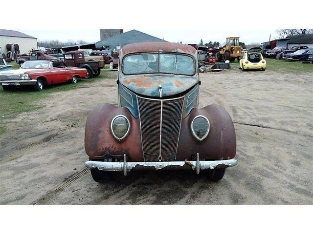 1937 Ford 4 door slant back