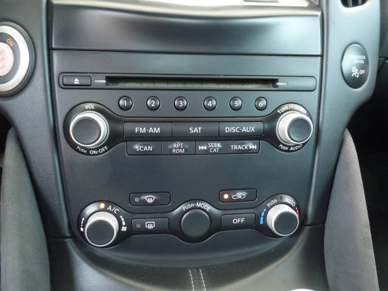 2016 Nissan 370Z Roadster Touring