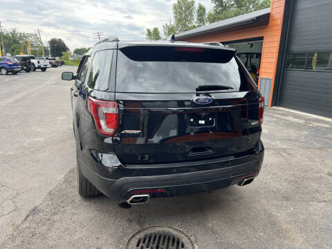 2017 Ford Explorer Sport