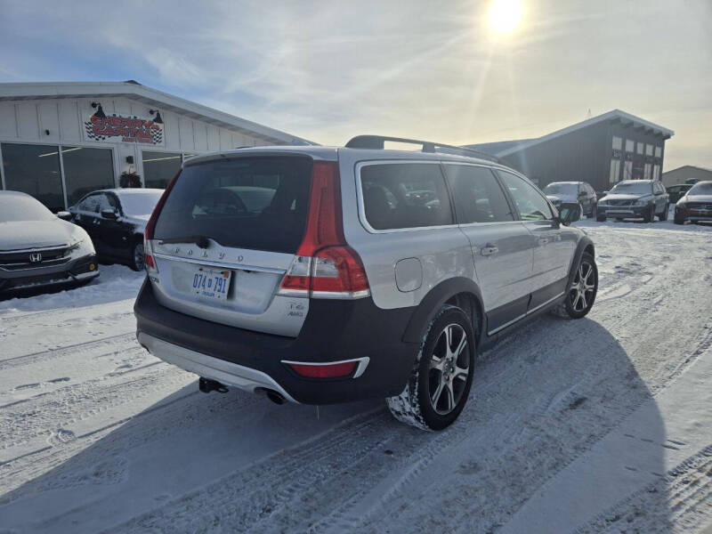 2015 Volvo XC70 T6 Platinum