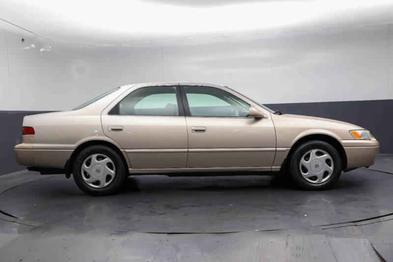 1997 Toyota Camry LE V6