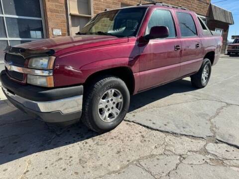2005 Chevrolet Avalanche for sale at J & S Auto in Downs KS