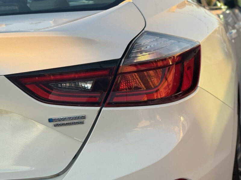 2022 Honda Insight Touring