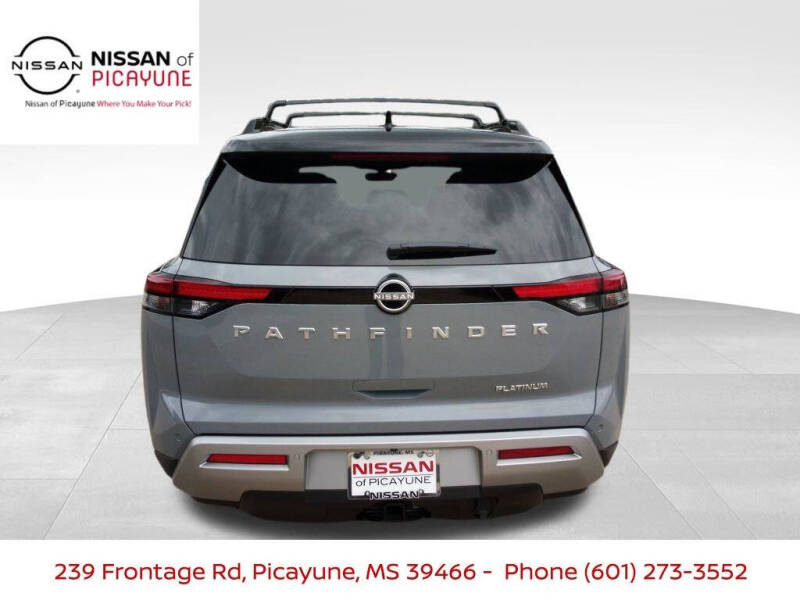 2025 Nissan Pathfinder Platinum