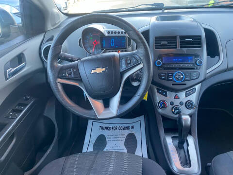 2013 Chevrolet Sonic LT Auto