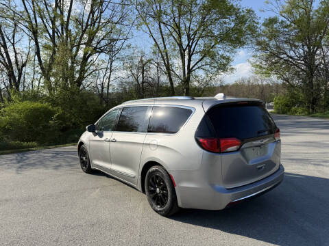 2018 Chrysler Pacifica Touring L