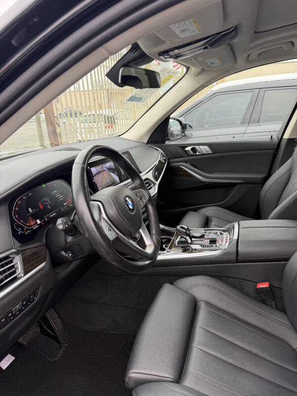 2020 BMW X7 xDrive40i