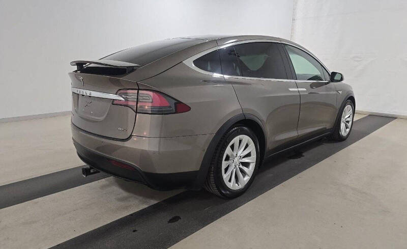 2016 Tesla Model X 90D