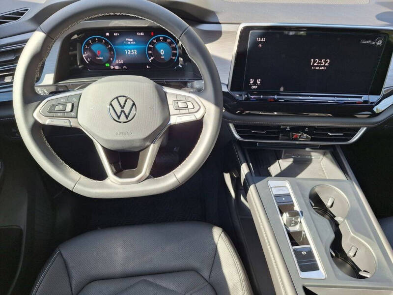 2026 Volkswagen Atlas Cross Sport SE