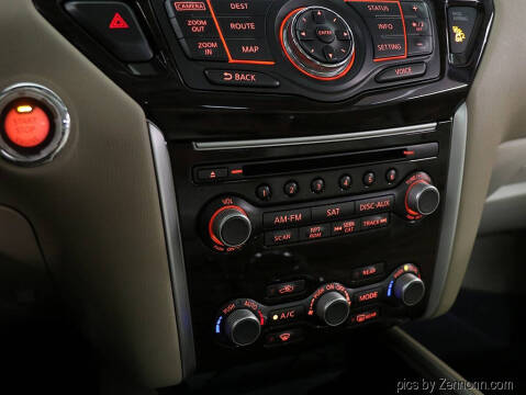 2015 Nissan Pathfinder Platinum