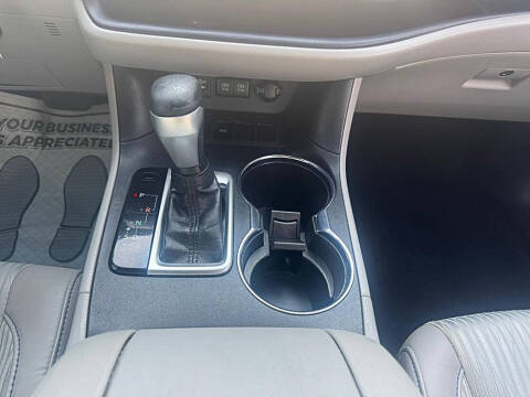 2018 Toyota Highlander LE Plus