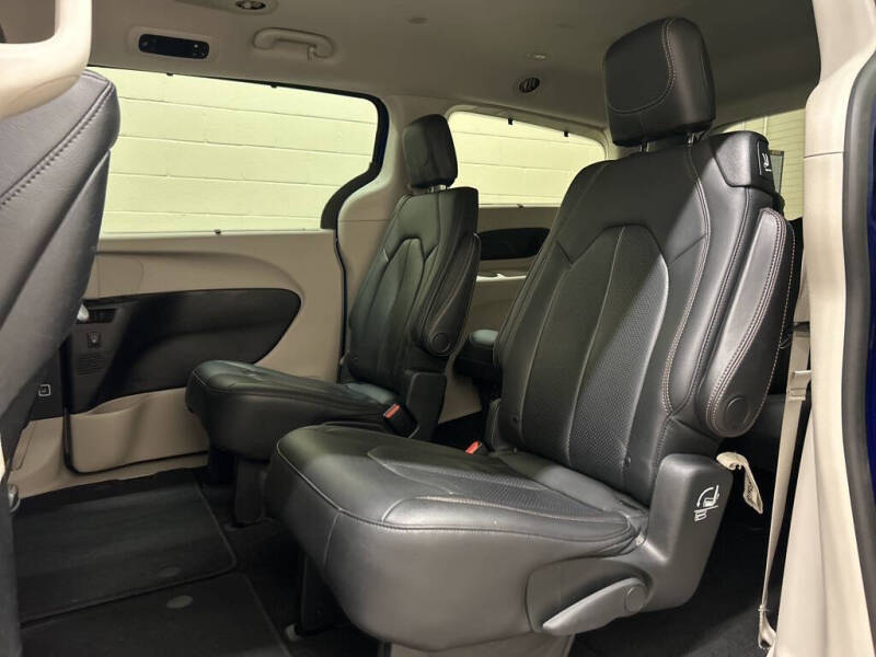 2019 Chrysler Pacifica Touring L Plus