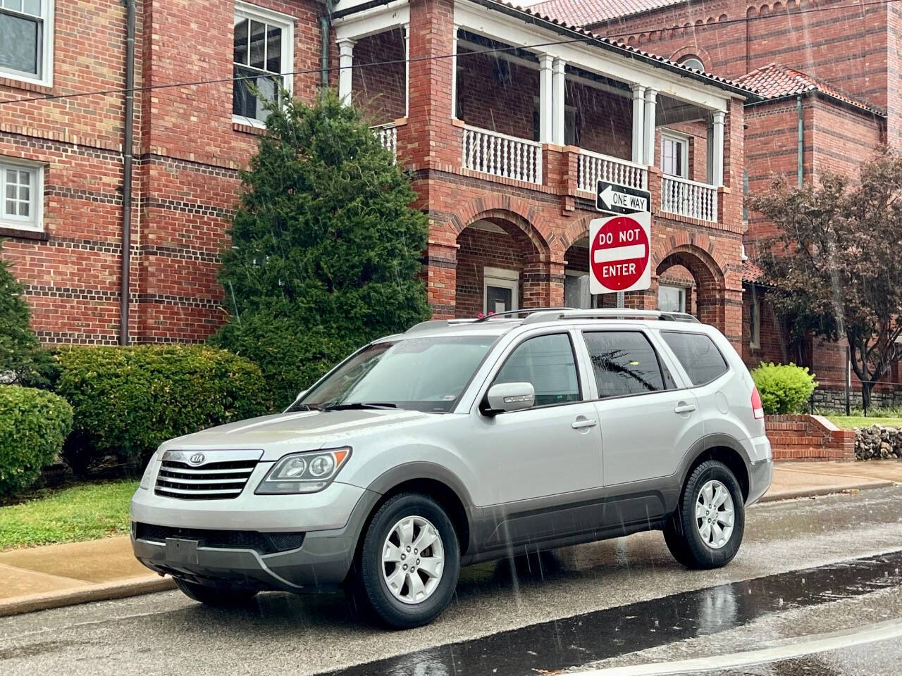 2009 Kia Borrego for sale at Kay Motors LLC. in Saint Louis, MO