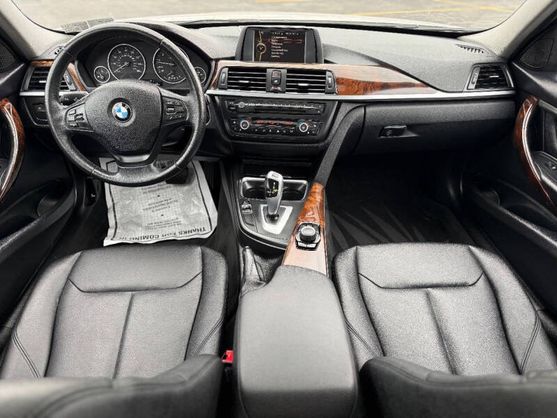2014 BMW 3 Series 320i xDrive