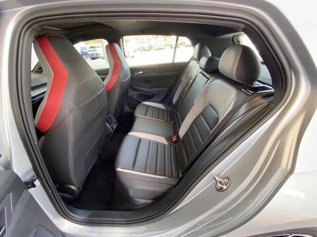 2025 Volkswagen Golf GTI Autobahn