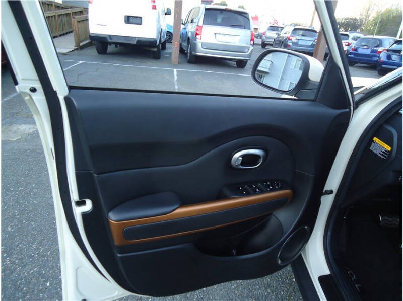 2016 Kia Soul !