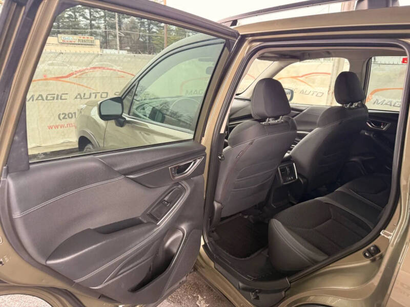 2022 Subaru Forester Premium