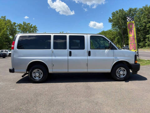 2017 Chevrolet Express LS 2500