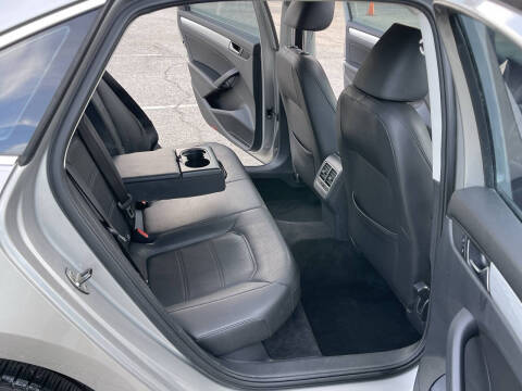 2013 Volkswagen Passat TDI SE