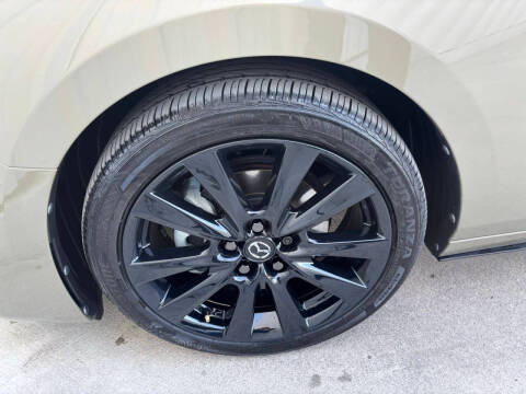 2025 Mazda Mazda3 Sedan 2.5 Carbon Turbo