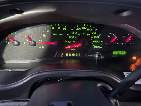 2008 Ford E-Series E-250 SD