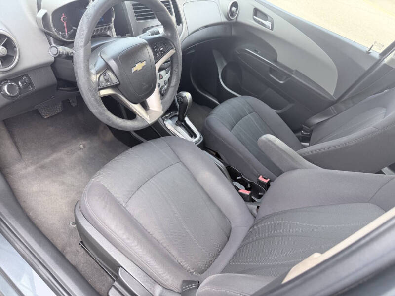 2013 Chevrolet Sonic LT Auto