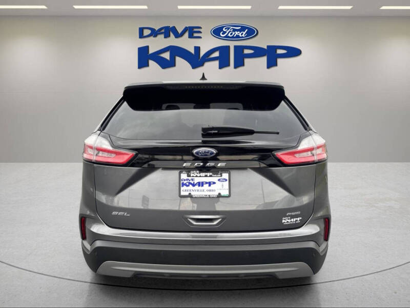 2022 Ford Edge