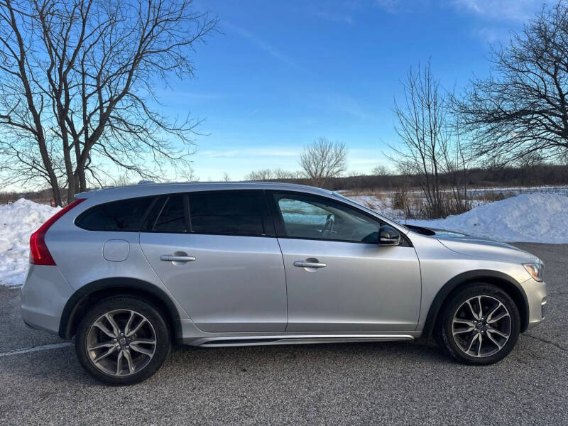 2015 Volvo V60 Cross Country T5