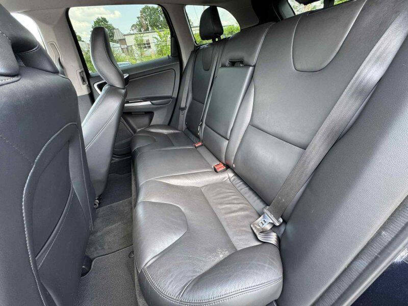 2016 Volvo XC60 T5 Premier