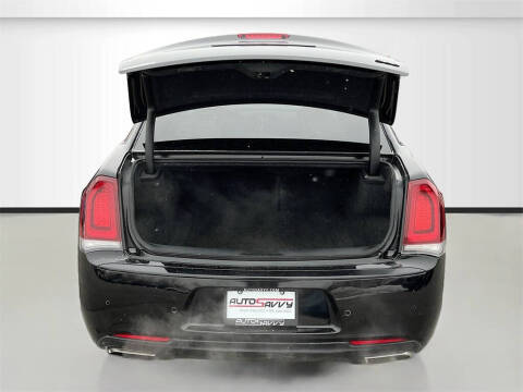 2023 Chrysler 300 Touring