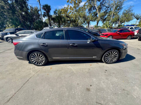 2018 Kia Cadenza Premium